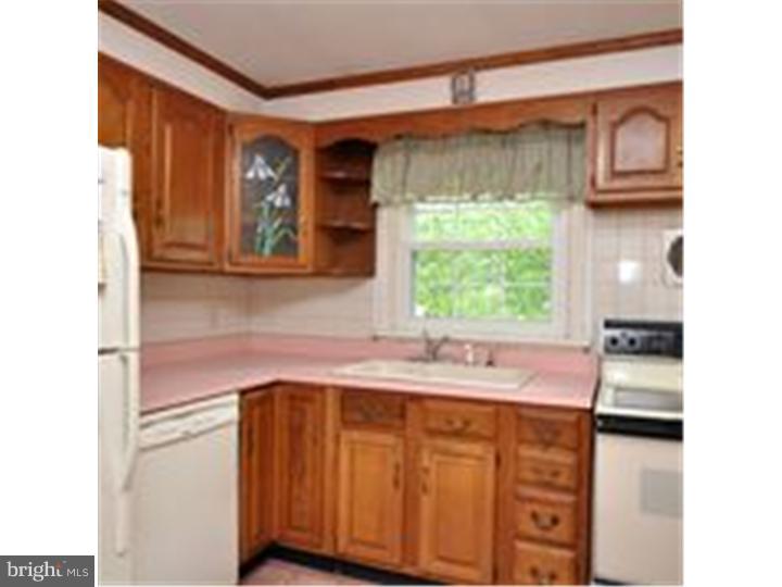 591 Corner Ketch Road Downingtown, PA 19335 - Photo 10 of 24 Gallery Image 10