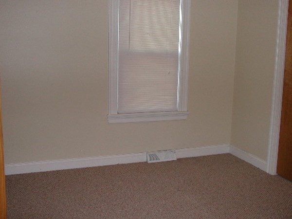 15 Carlstad Street, Unit 1 Worcester, MA 01607 - Photo 10 of 27 Gallery Image 10