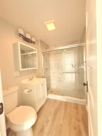 $2,000 | 450 South 4th Street, Unit 1, Aurora, IL 60505