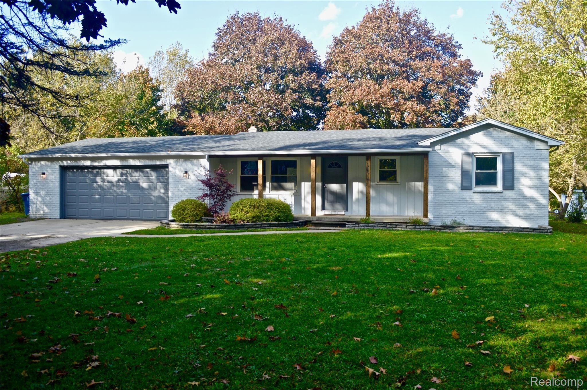 3419 Quick Road Holly, MI 48442 - Photo 1 of 25 49376357202_98f7a470e9_o.jpg