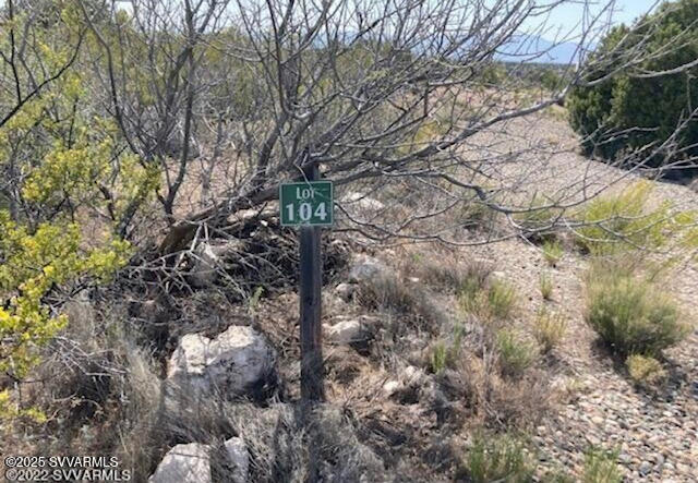 6745 North Canyon Road, Unit 104 Rimrock, AZ 86335 - Photo 26 of 31 a view of a yard with plants and trees