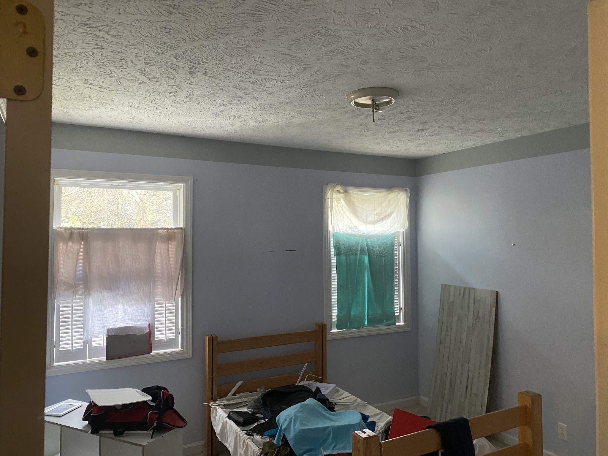 113 Lake Wood Road Lebanon, TN 37087 - Photo 14 of 19 a room with furniture and a window
