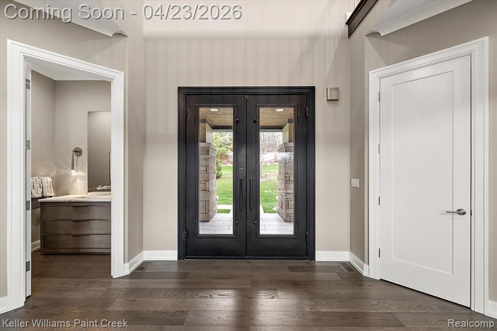 2719 Turtle Ridge Drive Bloomfield Hills, MI 48302 - Photo 4 of 98