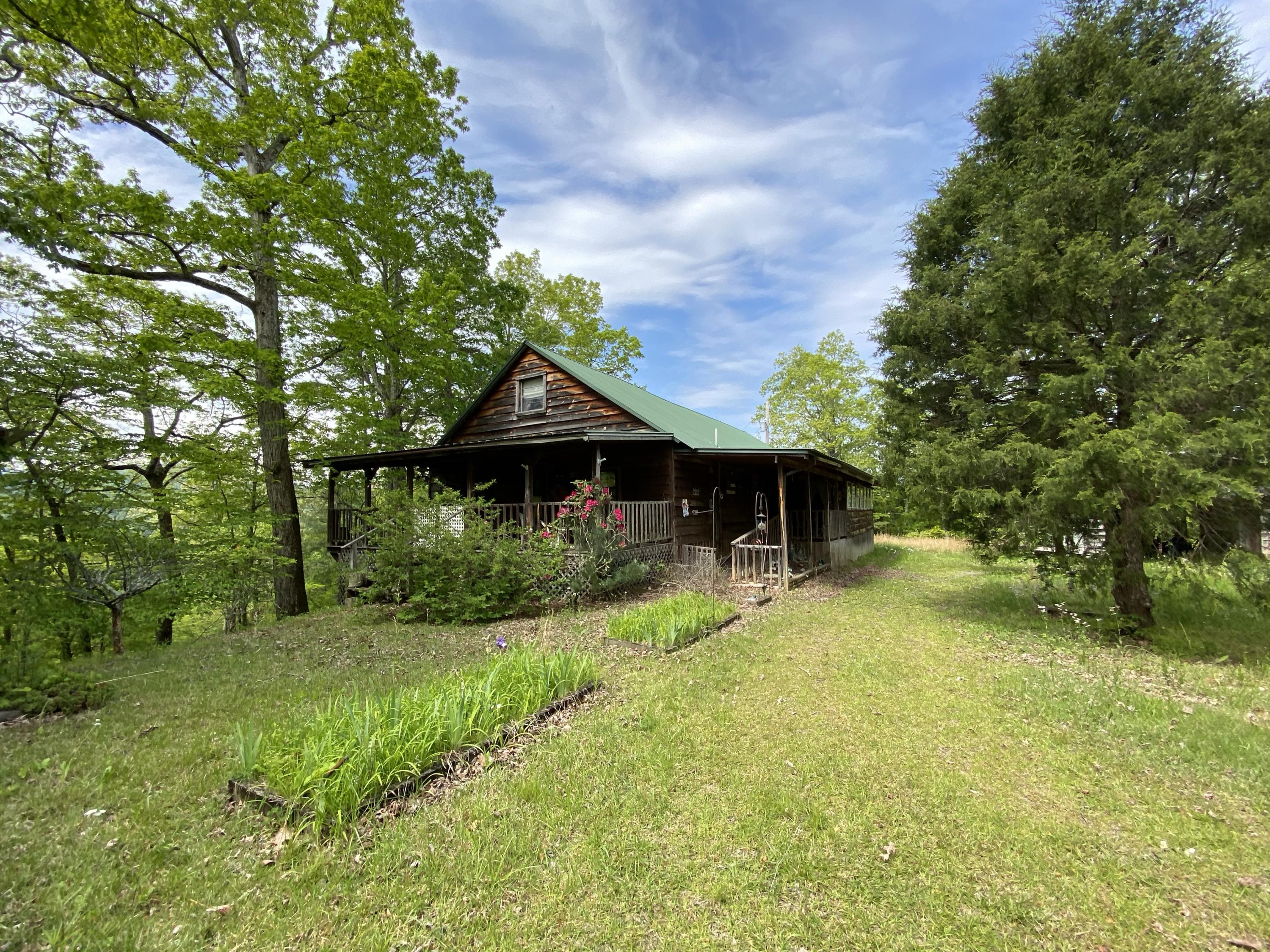440 Heavenly Way Del Rio, TN 37727 - Photo 3 of 25 3