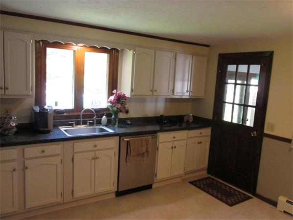 59 Hobbs Road Princeton, MA 01541 - Photo 7 of 30