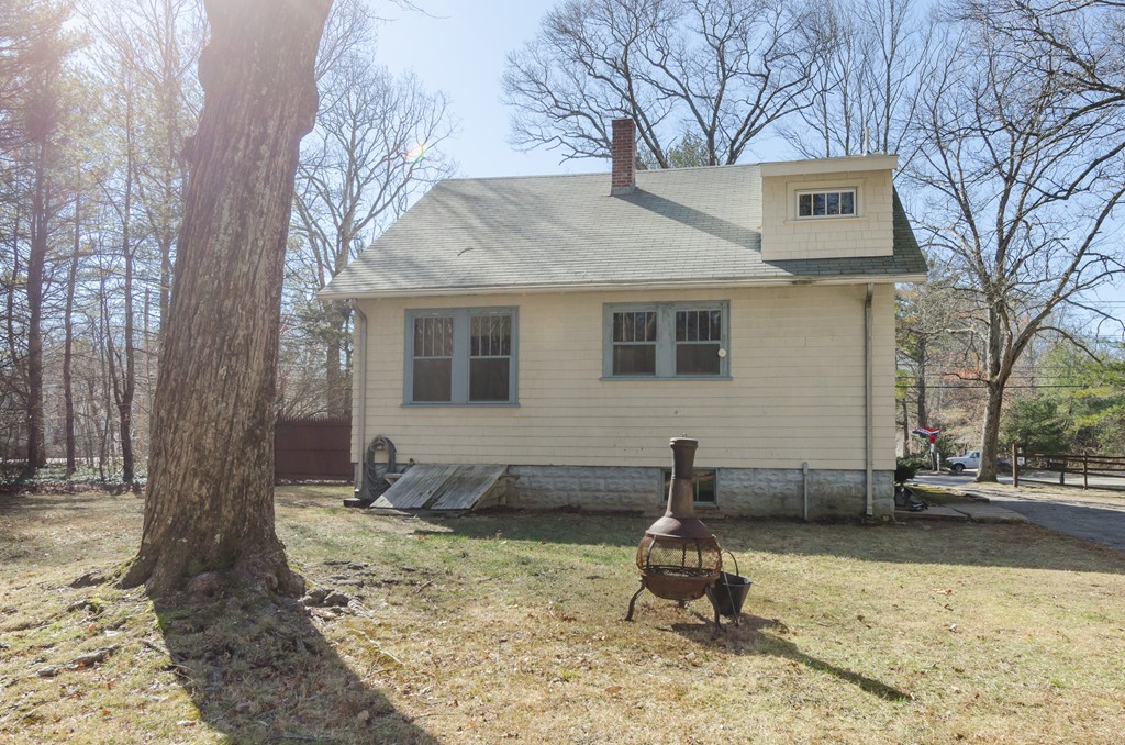 369 Old Colony Road Norton, MA 02766 - Photo 5 of 15 Gallery Image 5