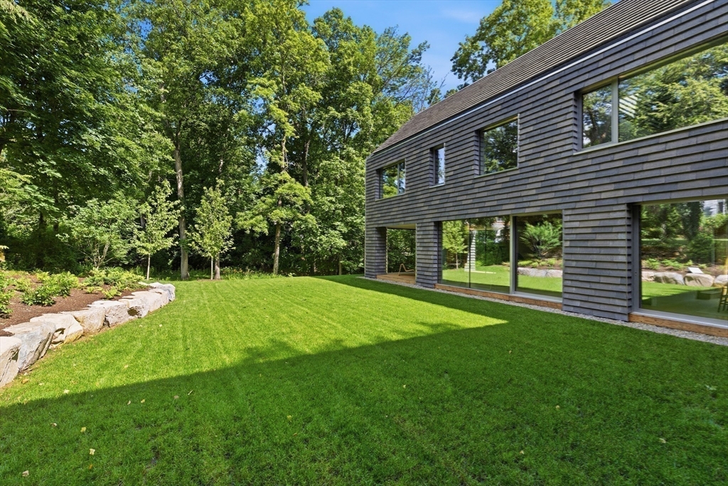 45 White Oak Road Wellesley, MA 02481 - Photo 32 of 34
