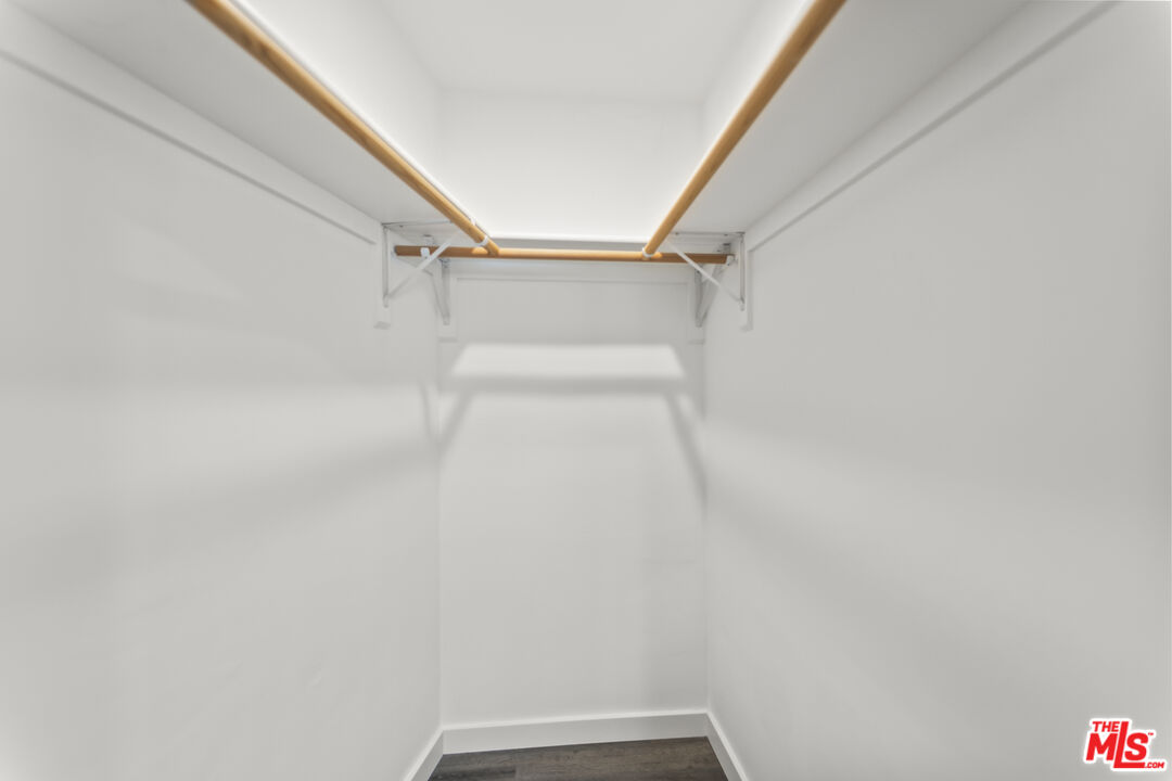 1264 9th Street, Unit J Santa Monica, CA 90401 - Photo 16 of 23 a view of closet