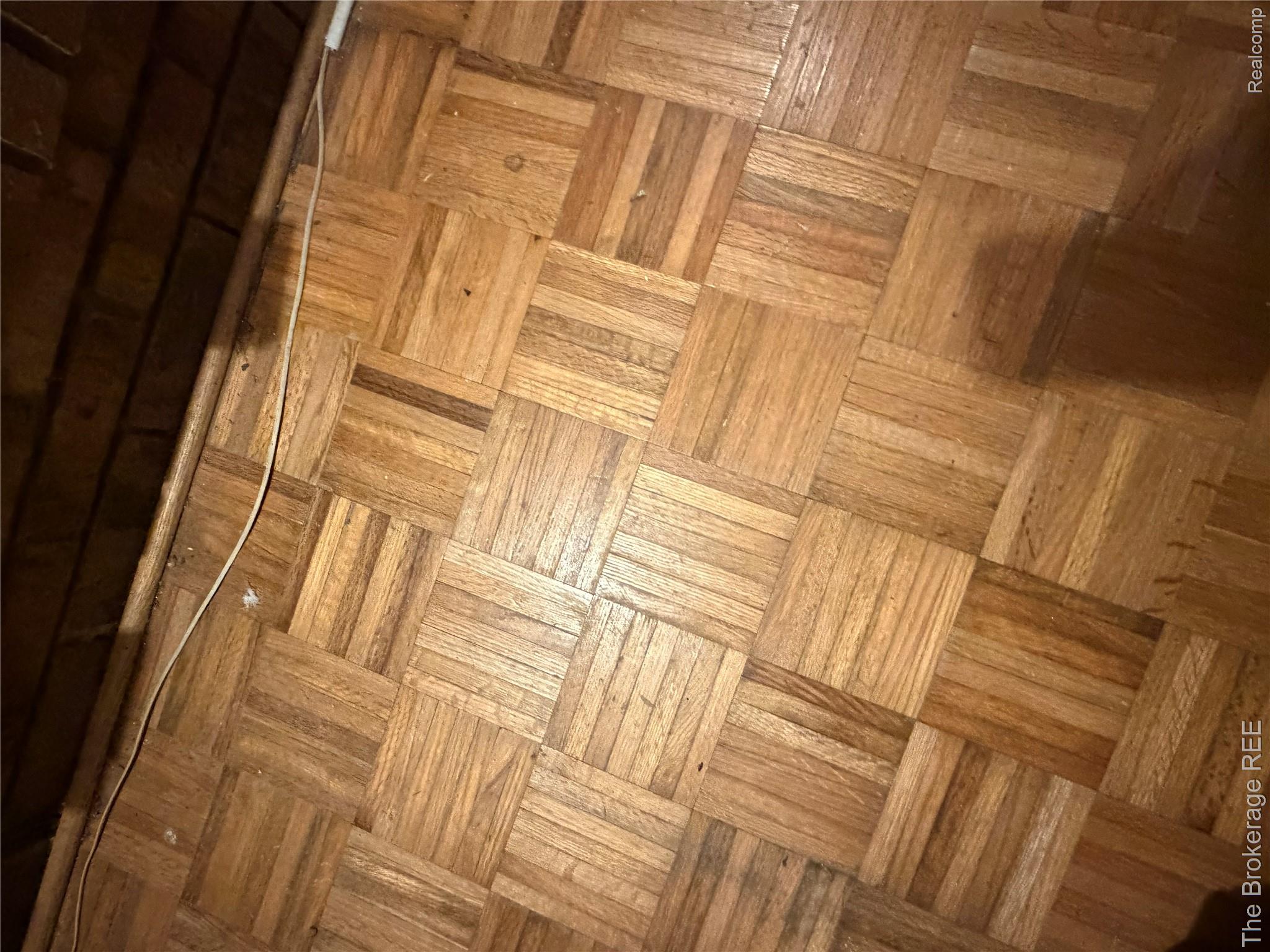 13405 Fagan Road Holly, MI 48442 - Photo 45 of 57 Detailed view of parquet floors