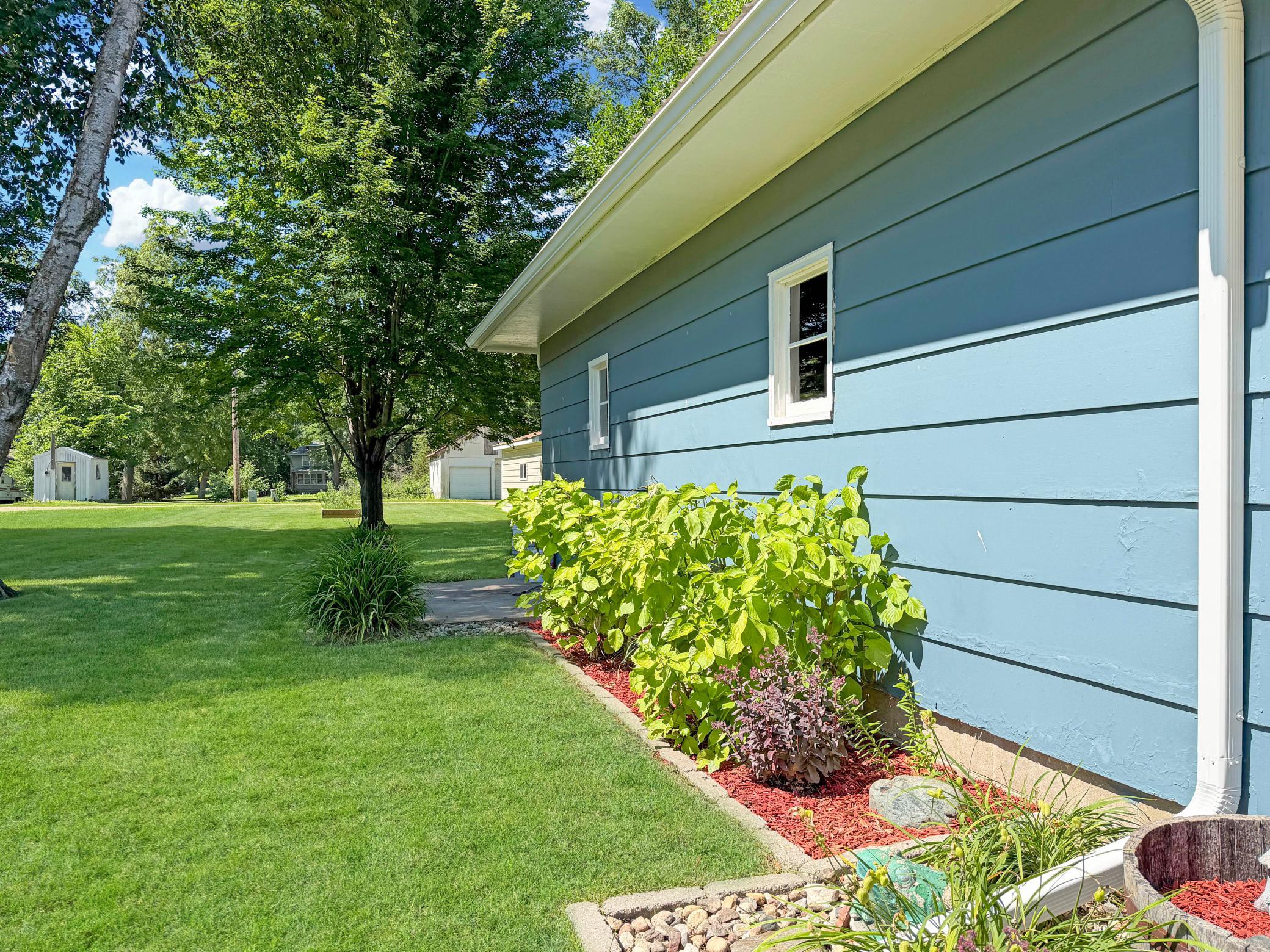 71 Rowland Street Tracy, MN 56175 - Photo 7 of 43