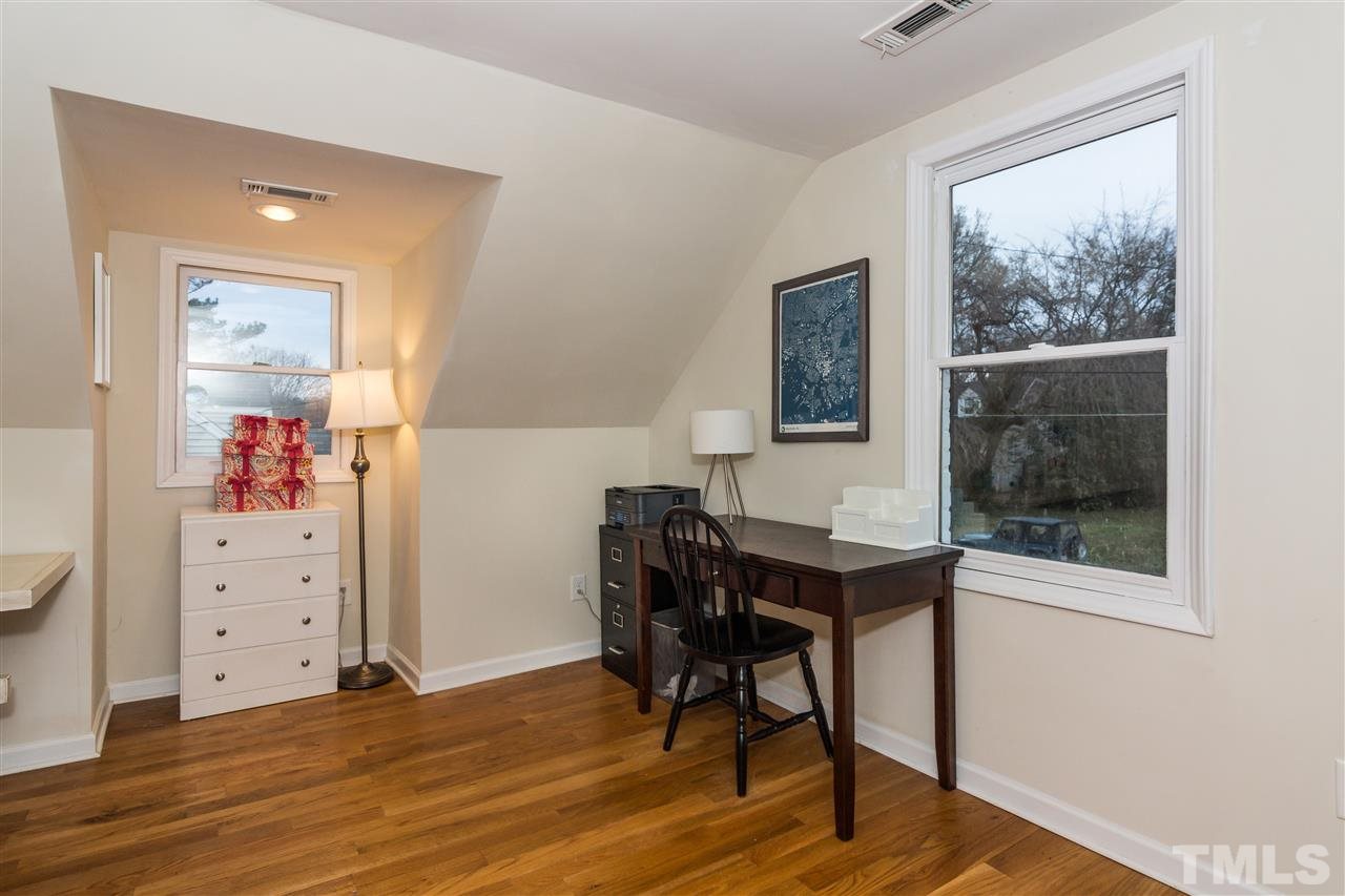 724 New Road Raleigh, NC 27608 - Photo 17 of 25