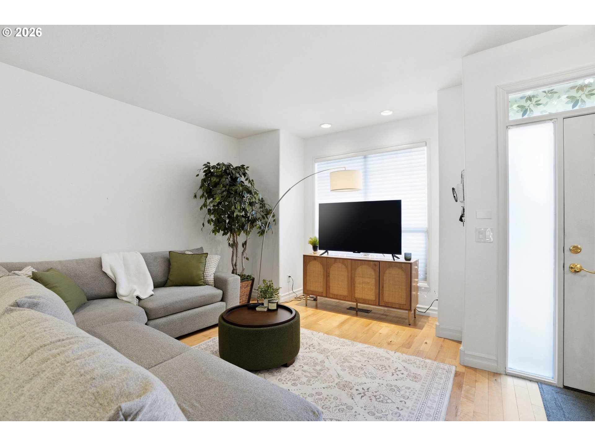 9008 Northeast 54th Street, Unit J39 Vancouver, WA 98662 - Photo 6 of 34