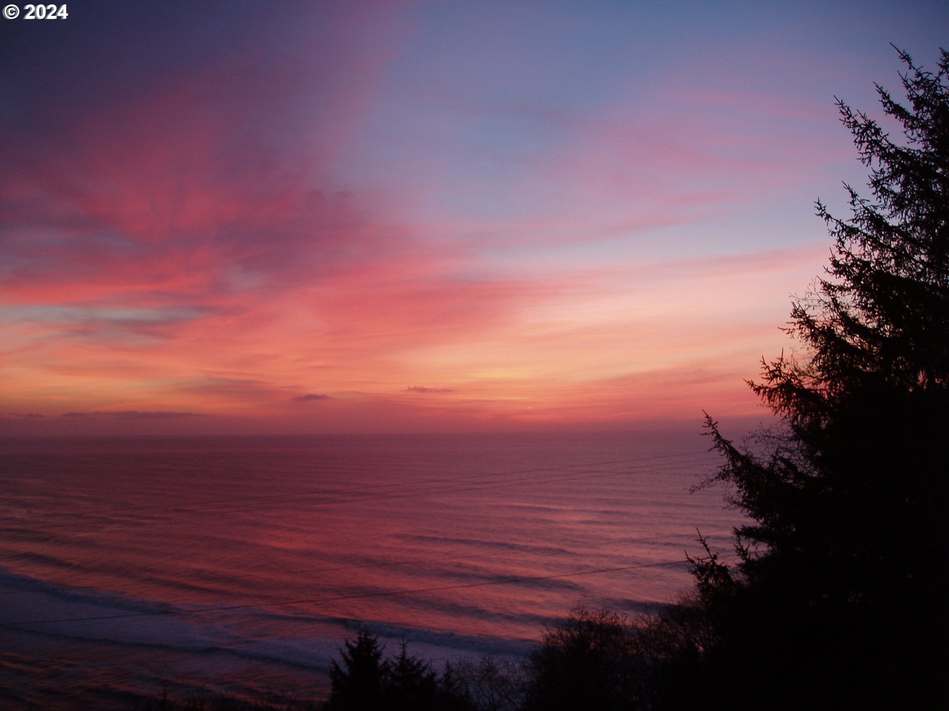 94515 Highway 101 Yachats, OR 97498 - Photo 44 of 45 a view of city and ocean