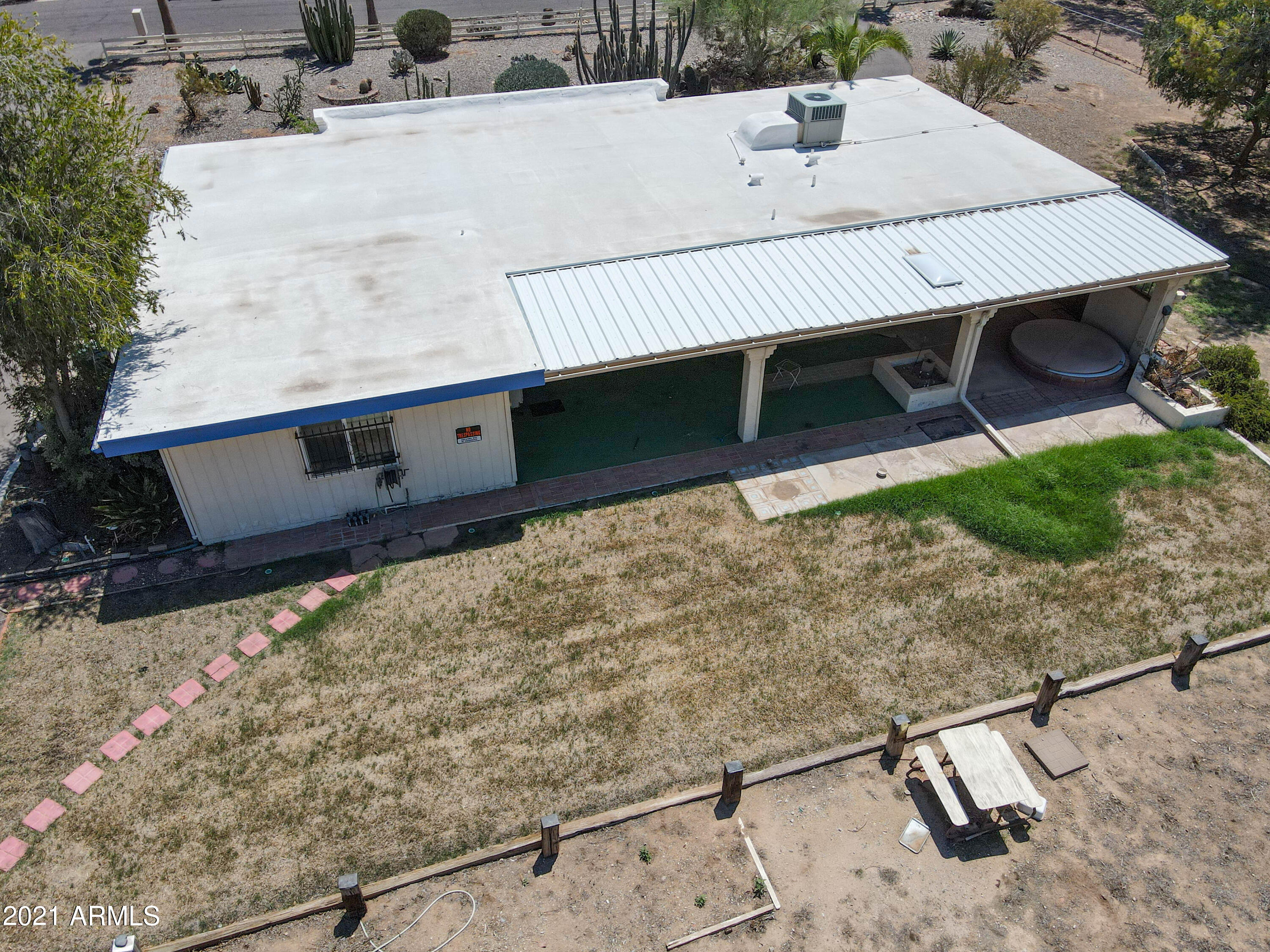 3716 East Vineyard Road Phoenix, AZ 85042 - Photo 8 of 11 3716 Vineyard-32