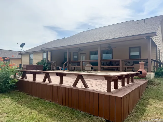 $415,000 | 1662 Sand Branch, Bigfoot, TX 78005