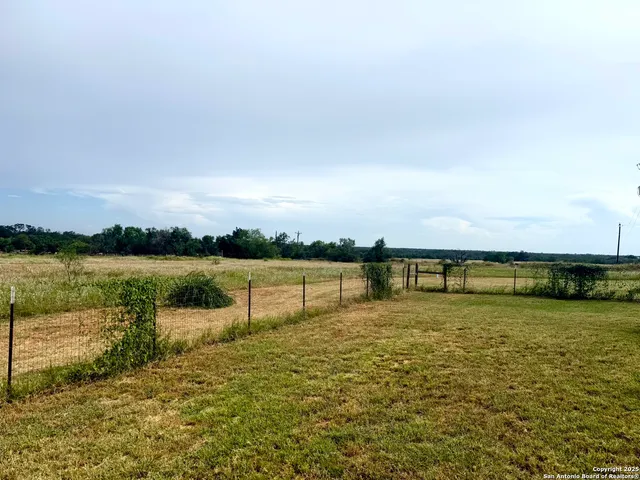 $415,000 | 1662 Sand Branch, Bigfoot, TX 78005