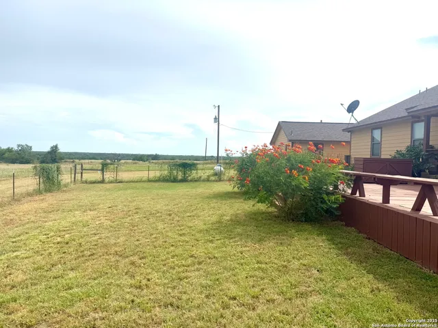 $415,000 | 1662 Sand Branch, Bigfoot, TX 78005
