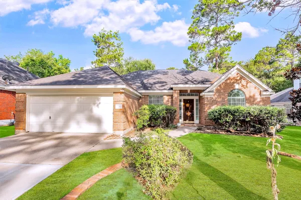 $2,700 | 130 West Stockbridge Landing Circle, The Woodlands, TX 77382