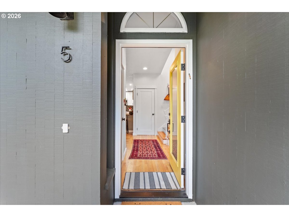 5225 Southwest Oleson Road, Unit 5 Portland, OR 97225 - Photo 6 of 48