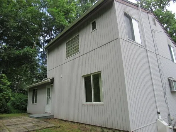 $189,000 | 860 Parkview Drive, Johnstown, PA 15905