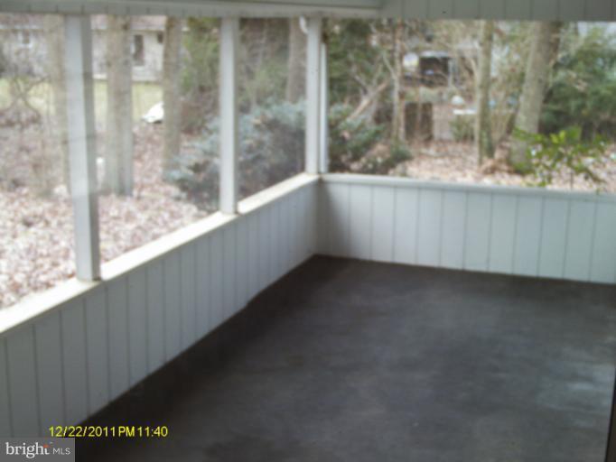 1497 Heron Road Pasadena, MD 21122 - Photo 8 of 9 Exterior (General)