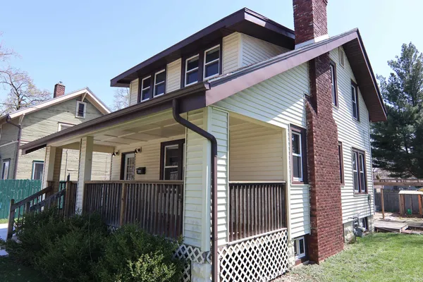 $249,900 | 936 Walker Street, Janesville, WI 53545