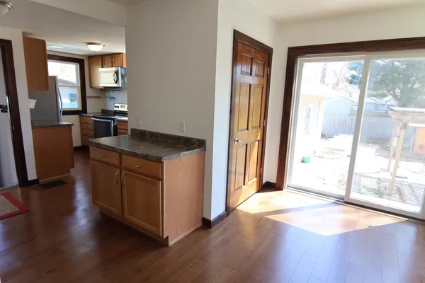 $249,900 | 936 Walker Street, Janesville, WI 53545