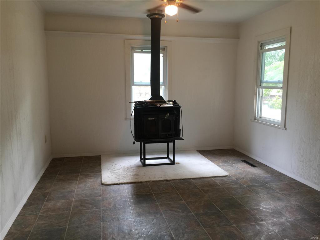 2915 Ranch Trail Road Waterloo, IL 62298 - Photo 12 of 32