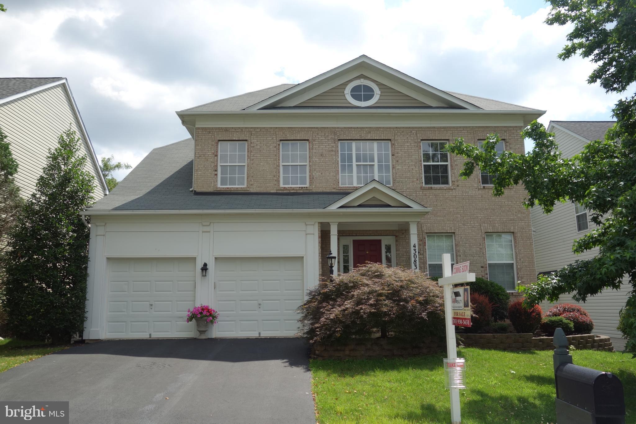 43083 Lake Ridge Place Leesburg, VA 20176 - Photo 1 of 14 Exterior (Front)