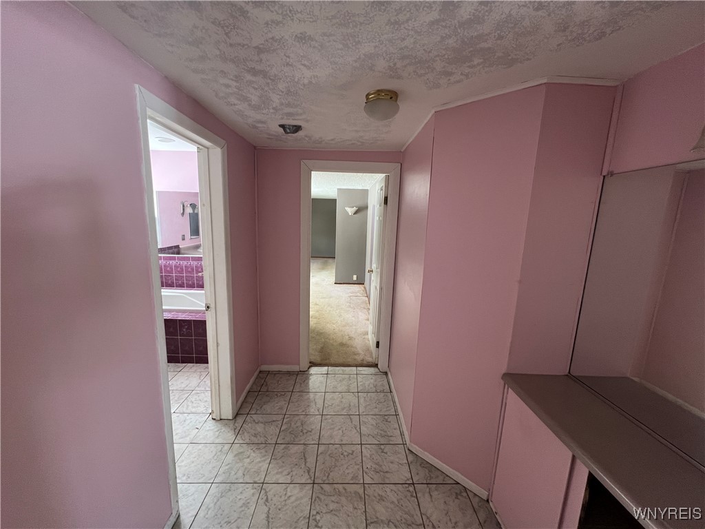 8610 Goodrich Road Clarence, NY 14032 - Photo 16 of 27