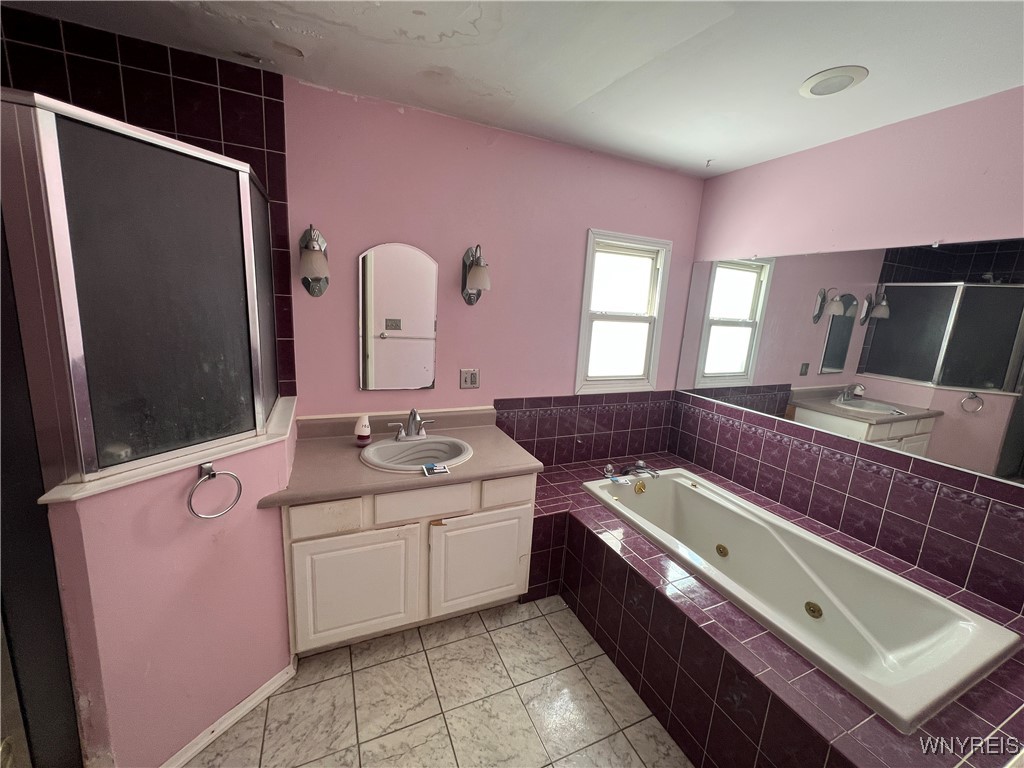 8610 Goodrich Road Clarence, NY 14032 - Photo 18 of 27