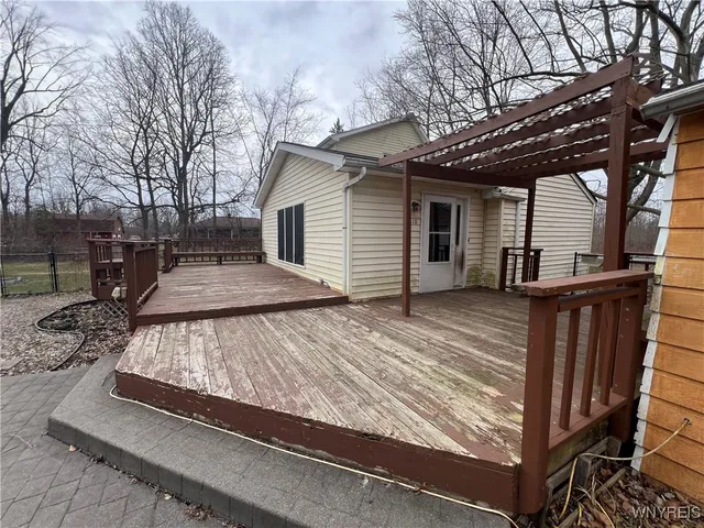 $365,000 | 8610 Goodrich Road, Clarence, NY 14032