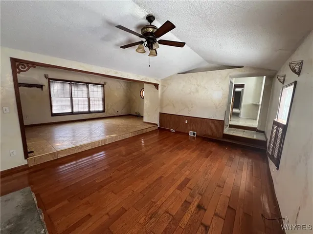 $365,000 | 8610 Goodrich Road, Clarence, NY 14032