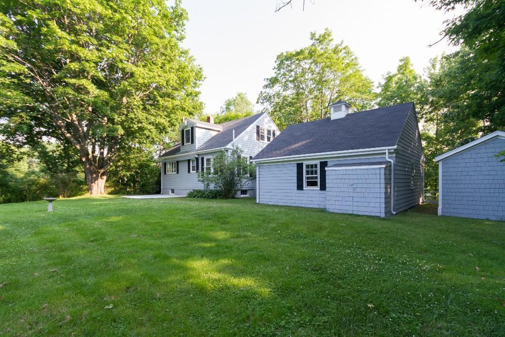 122 Middle Road Falmouth, ME 04105 - Photo 18 of 21 Photo