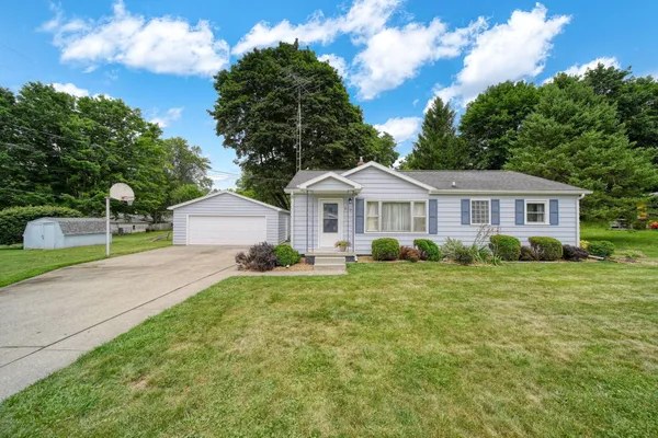 $235,000 | 3109 Queen Street, Spring Arbor, MI 49283