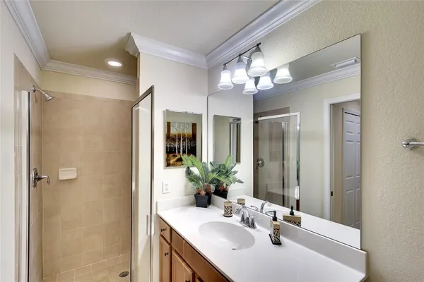 $2,500 | 7121 River Hammock Drive, Unit 303, Bradenton, FL 34212