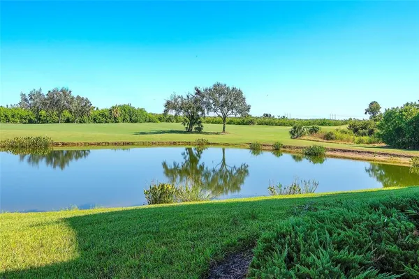 $2,500 | 7121 River Hammock Drive, Unit 303, Bradenton, FL 34212