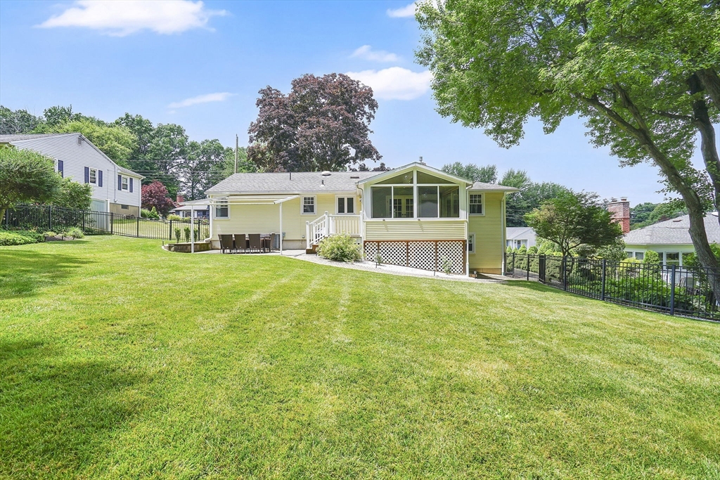 125 East Allen Ridge Road Springfield, MA 01118 - Photo 40 of 42