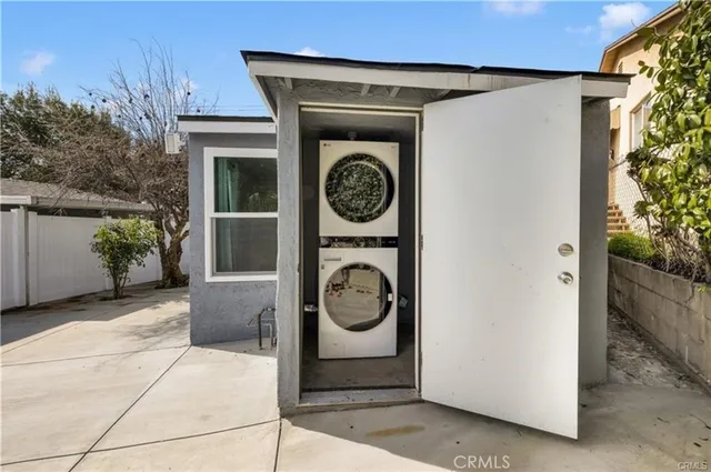 $2,800 | 4640 Lowell Avenue, La Crescenta, CA 91214