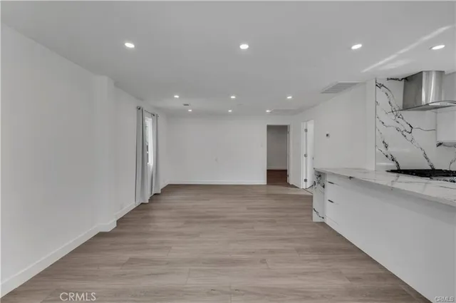 $2,800 | 4640 Lowell Avenue, La Crescenta, CA 91214