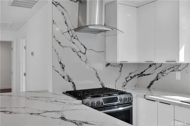 $2,800 | 4640 Lowell Avenue, La Crescenta, CA 91214