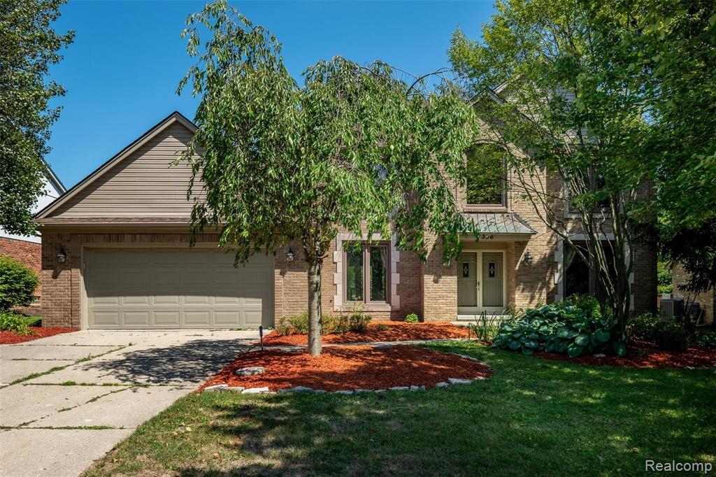 356 Silvervale Drive Rochester Hills, MI 48309 - Photo 1 of 33