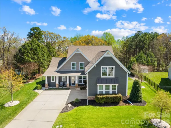 $679,995 | 7682 Lazy Hollow Lane, Denver, NC 28037