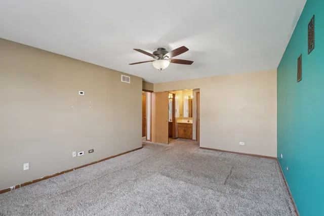 $242,500 | 12539 Quinn Drive, Unit 402, Alsip, IL 60803