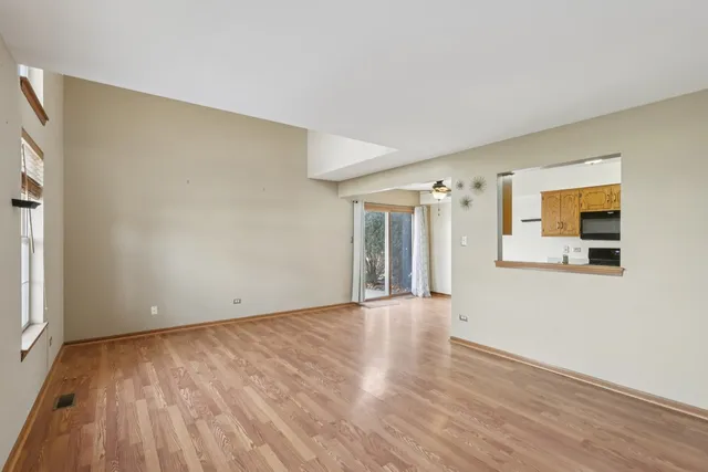 $242,500 | 12539 Quinn Drive, Unit 402, Alsip, IL 60803