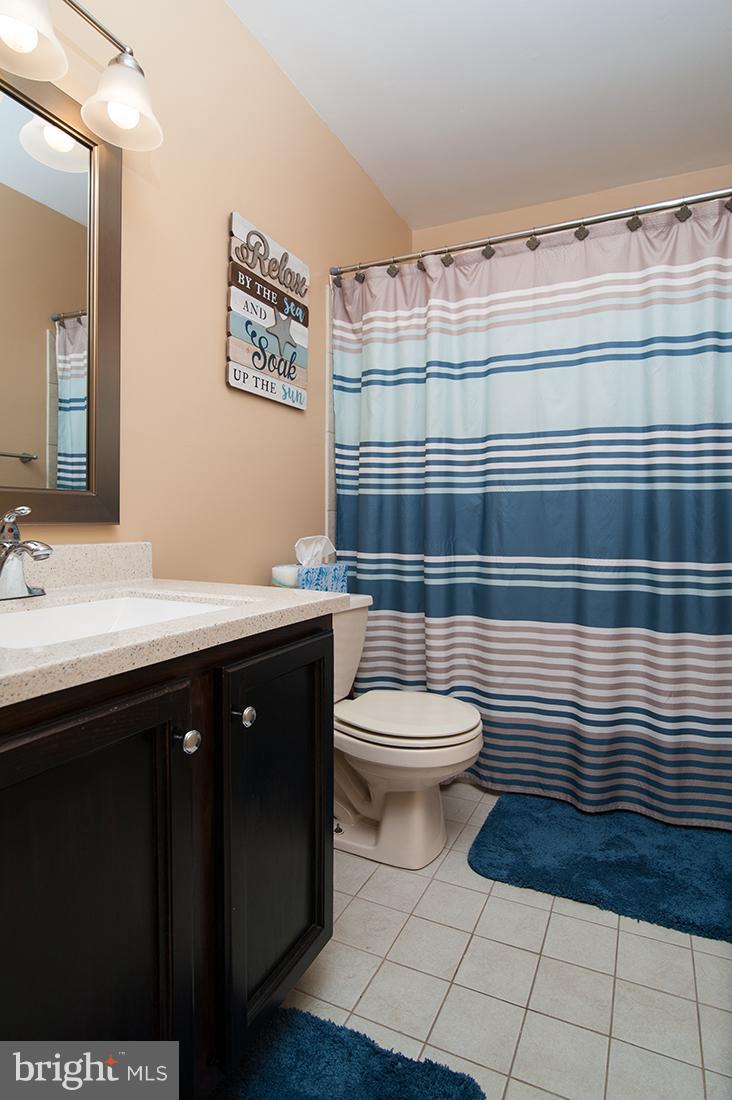 3080 Old Elk Neck Road Elkton, MD 21921 - Photo 15 of 20 Upstairs Bath
