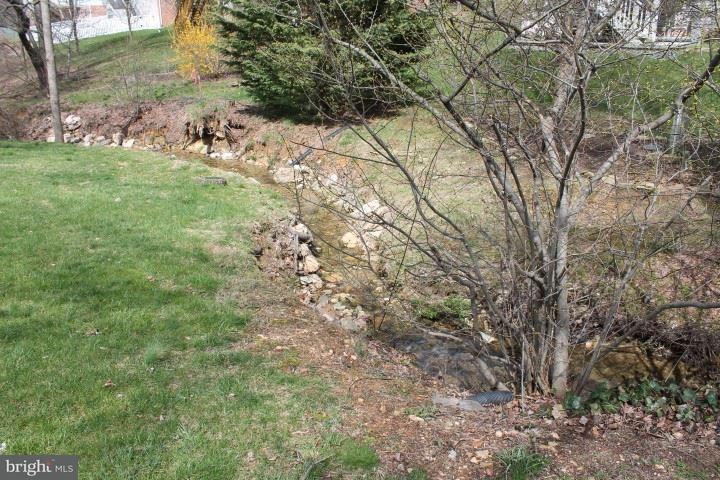 135 Timber Lane Hanover, PA 17331 - Photo 30 of 33 Gallery Image 30