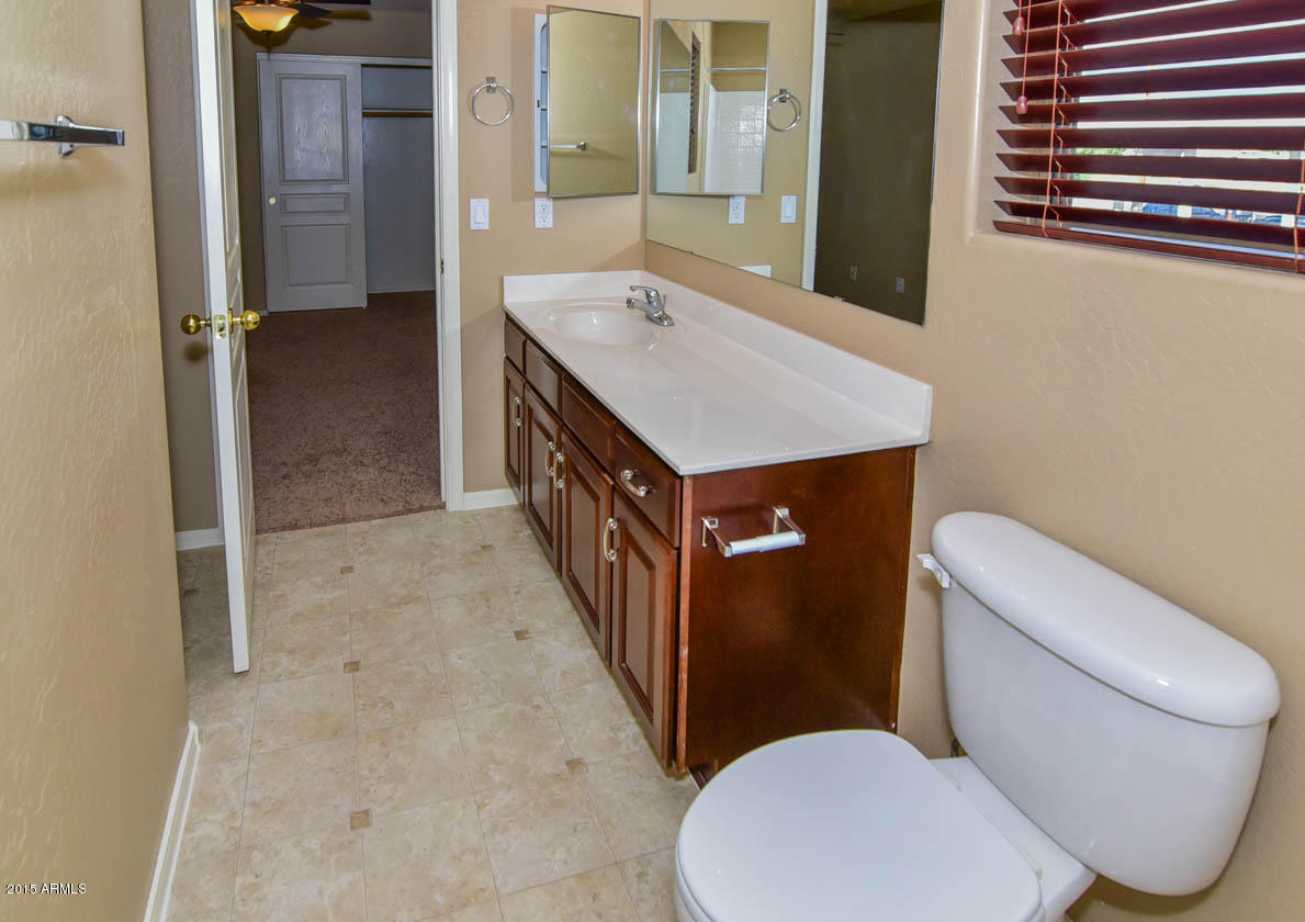 451 South Hawes Road, Unit 54 Mesa, AZ 85208 - Photo 28 of 40 Jack & Jill Bathroom