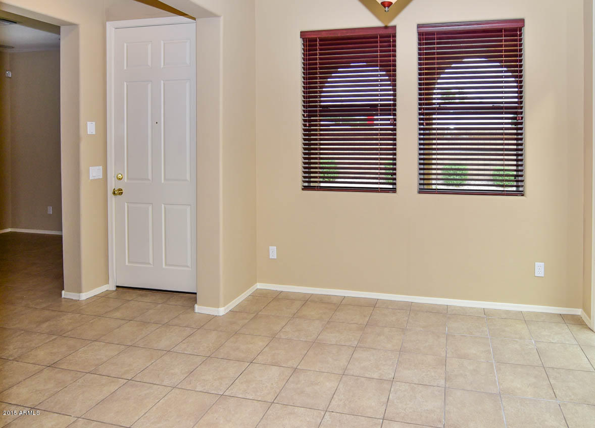 451 South Hawes Road, Unit 54 Mesa, AZ 85208 - Photo 5 of 40 Eat in Kitchen