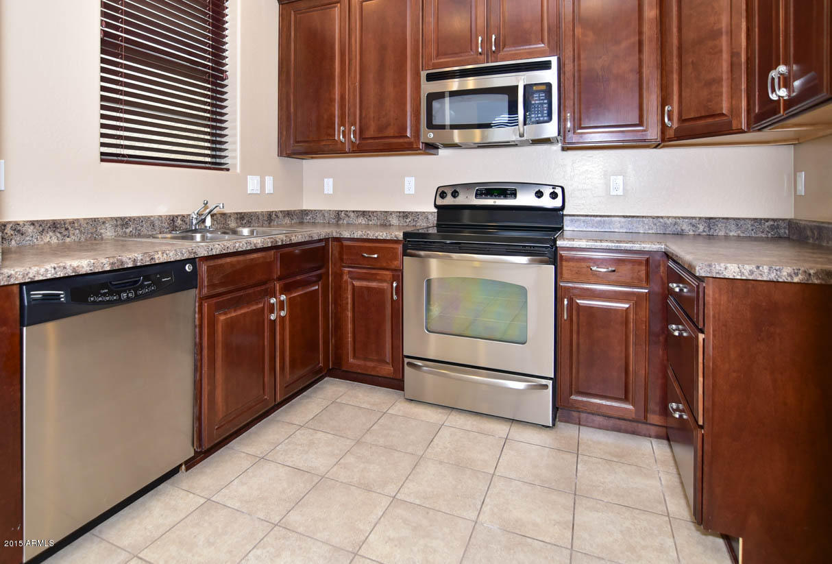 451 South Hawes Road, Unit 54 Mesa, AZ 85208 - Photo 6 of 40 Kitchen